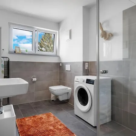 Apartment Jungle Deluxe - Parken Balkon Business Kids